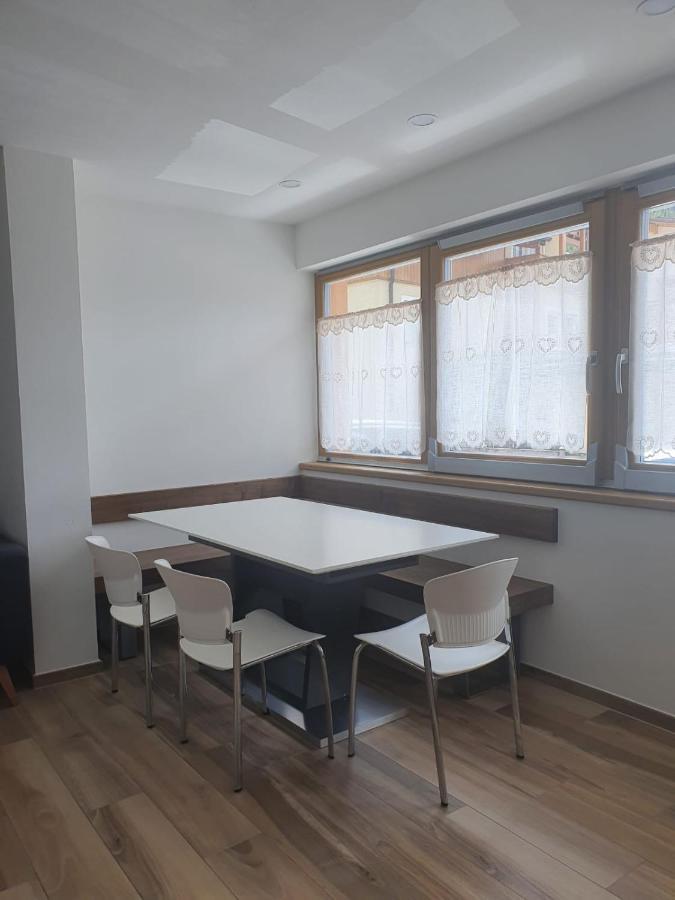 Ciasa De Rosa Apartment Pozza di Fassa Ngoại thất bức ảnh