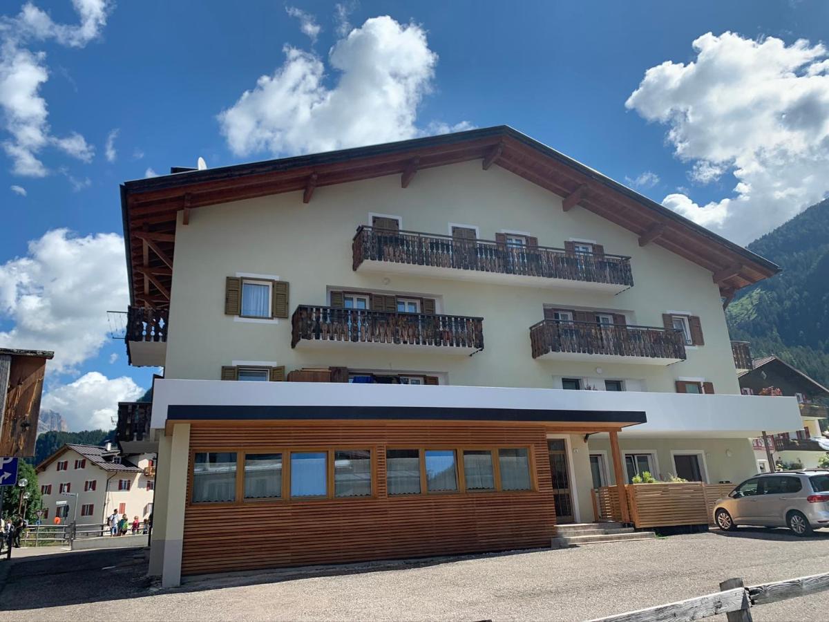 Ciasa De Rosa Apartment Pozza di Fassa Ngoại thất bức ảnh